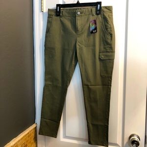 NWT Mountain Hardware Cargo Pants